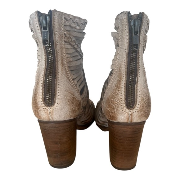 EUC!! Freebird by Steven Beige Braided Sandals, Size 7m - Picture 5 of 5